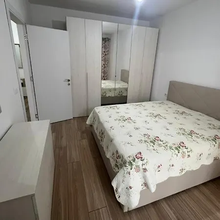 Zirkon Apartament *